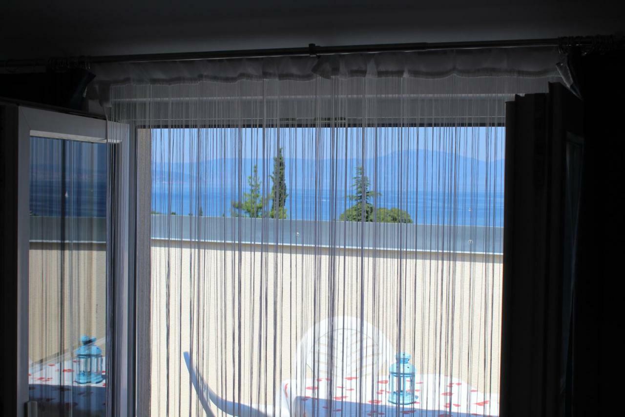 Apartment Ivan Malinska Buitenkant foto
